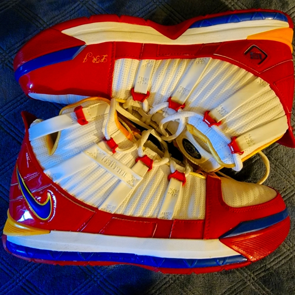 Nike Lebron 3 "Superman Red"